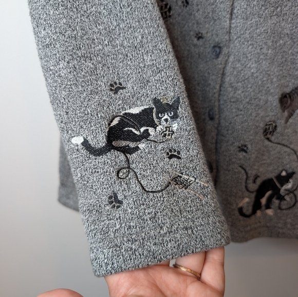 Vintage Bon Worth Woman Large Grandma Cat Embroidered Button Down Cardigan Grey - Picture 8 of 12